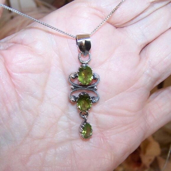 Victorian Revival Sterling Silver Peridot Dangle Pendant - Picture 8 of 11